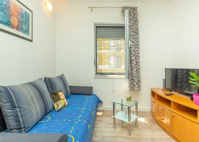 Charming Cozy Apartment Solitudo